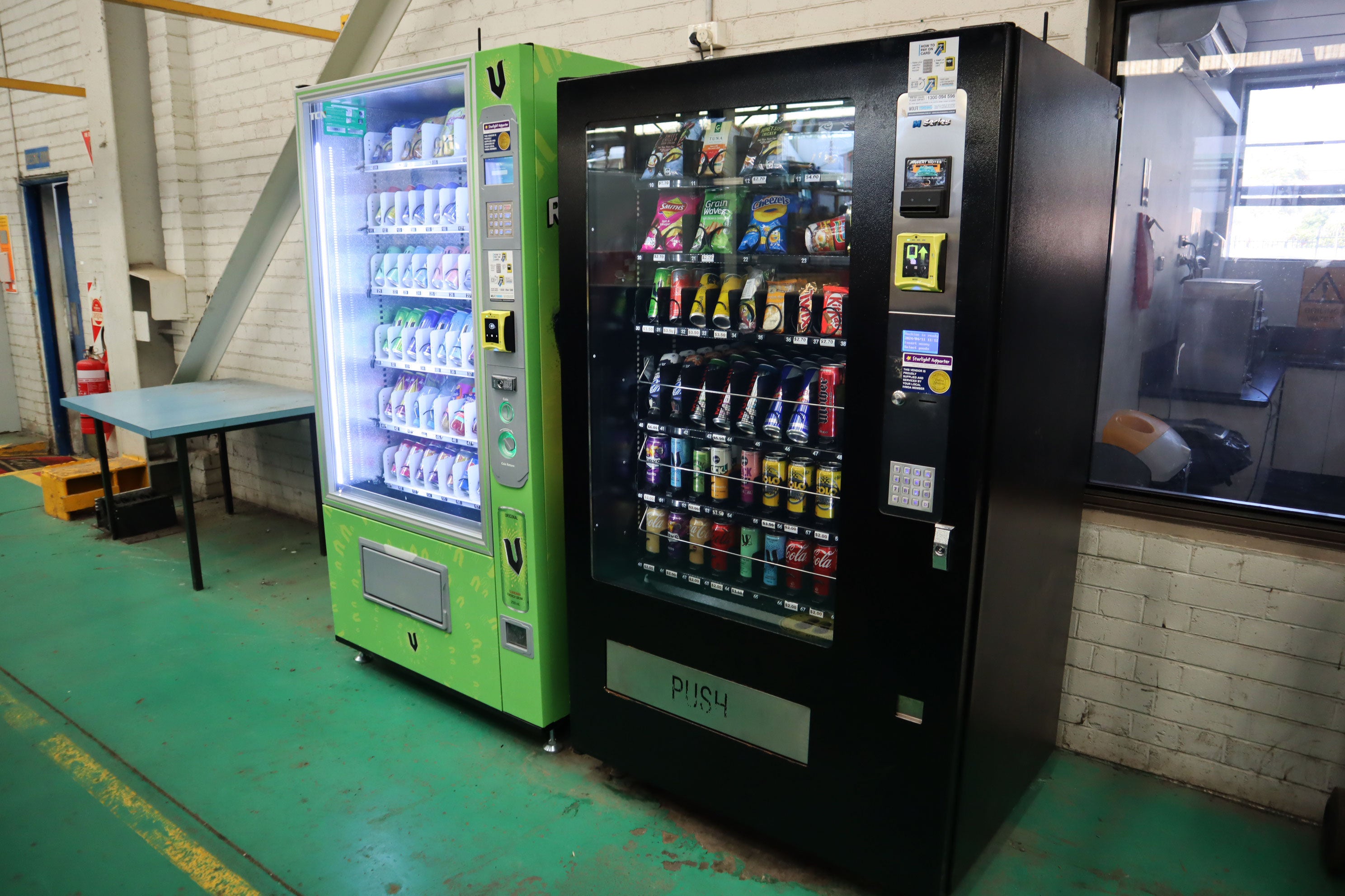 Free-Vending-Machines